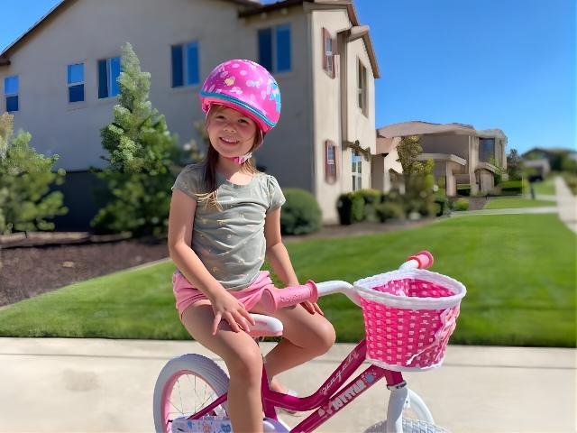 JOYSTAR Angel Girls Bike with Training Wheels & Basket CA - JOYSTARBIKE